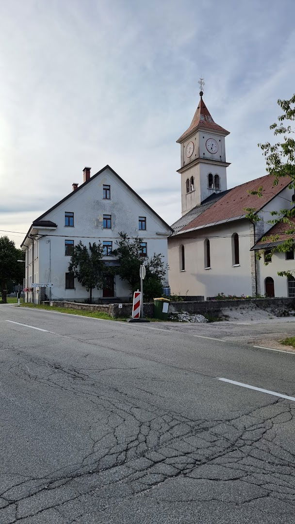 Župnija Črni Vrh nad Idrijo