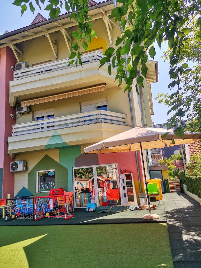 Srpsko-francuski vrtić "Guliver"