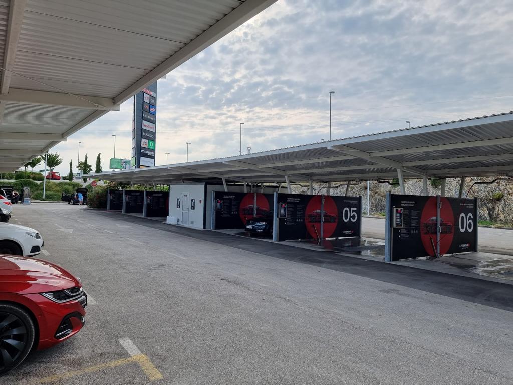 Samoposlužna autopraonica