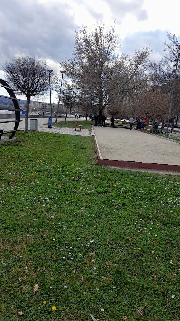 Терени за боћање