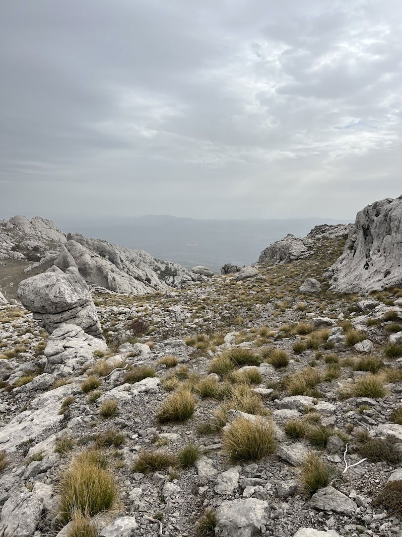 Amphitheater climbing