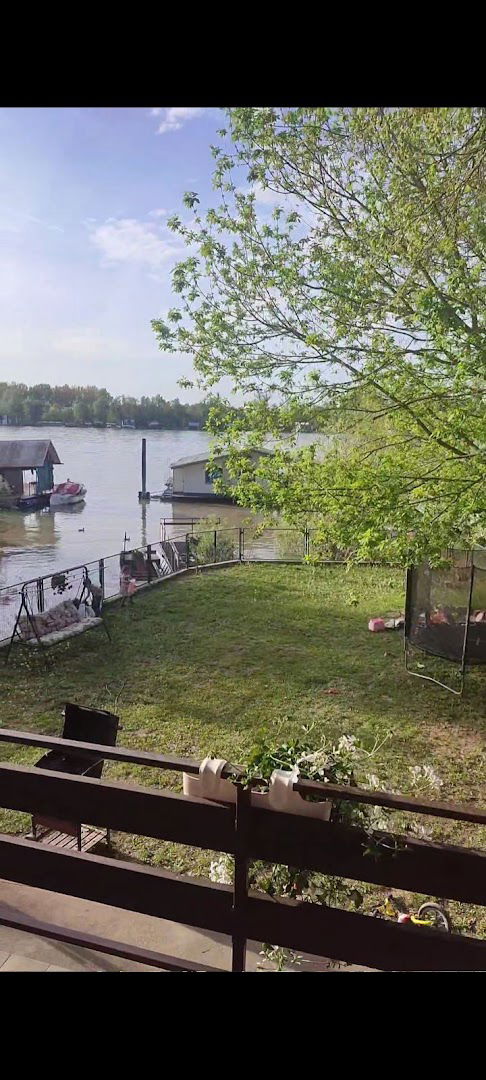 Kuća na reci Savi Sojenica Kalisija