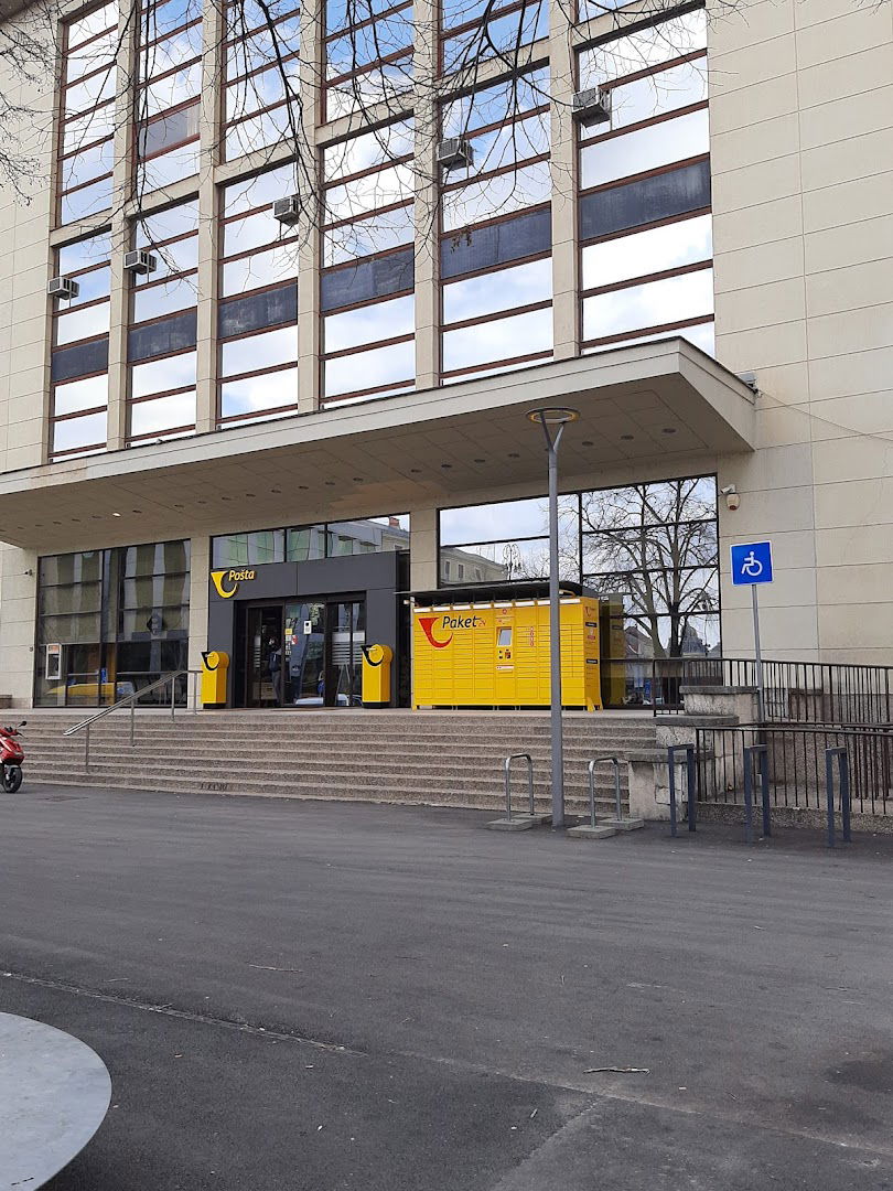 Paket24 (parcel locker)