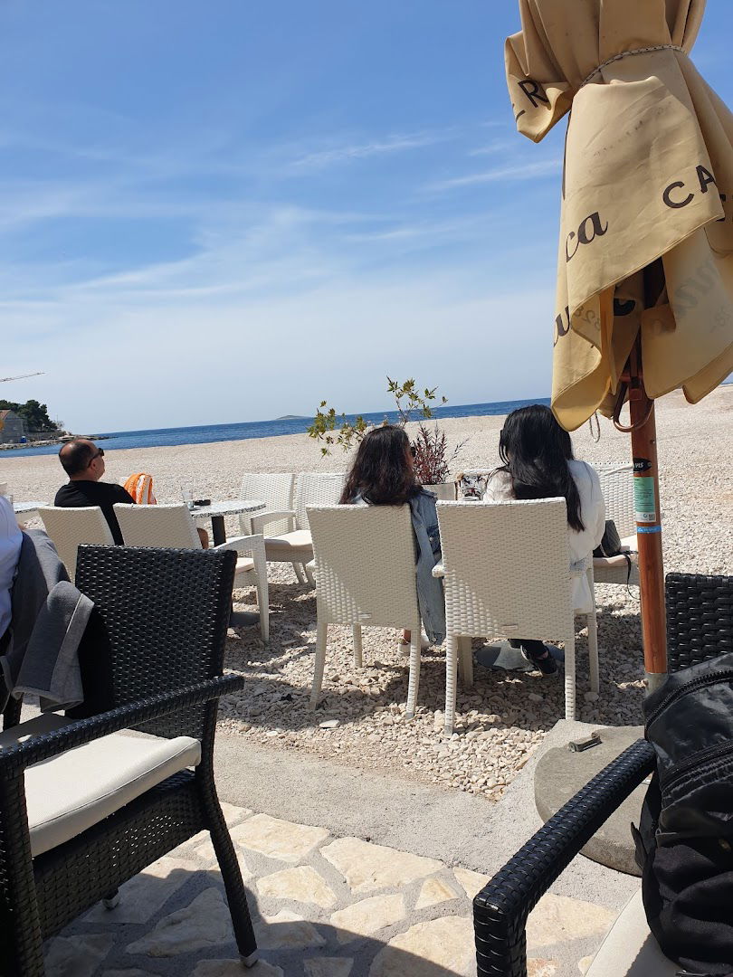 Caffe bar Mala Raduča