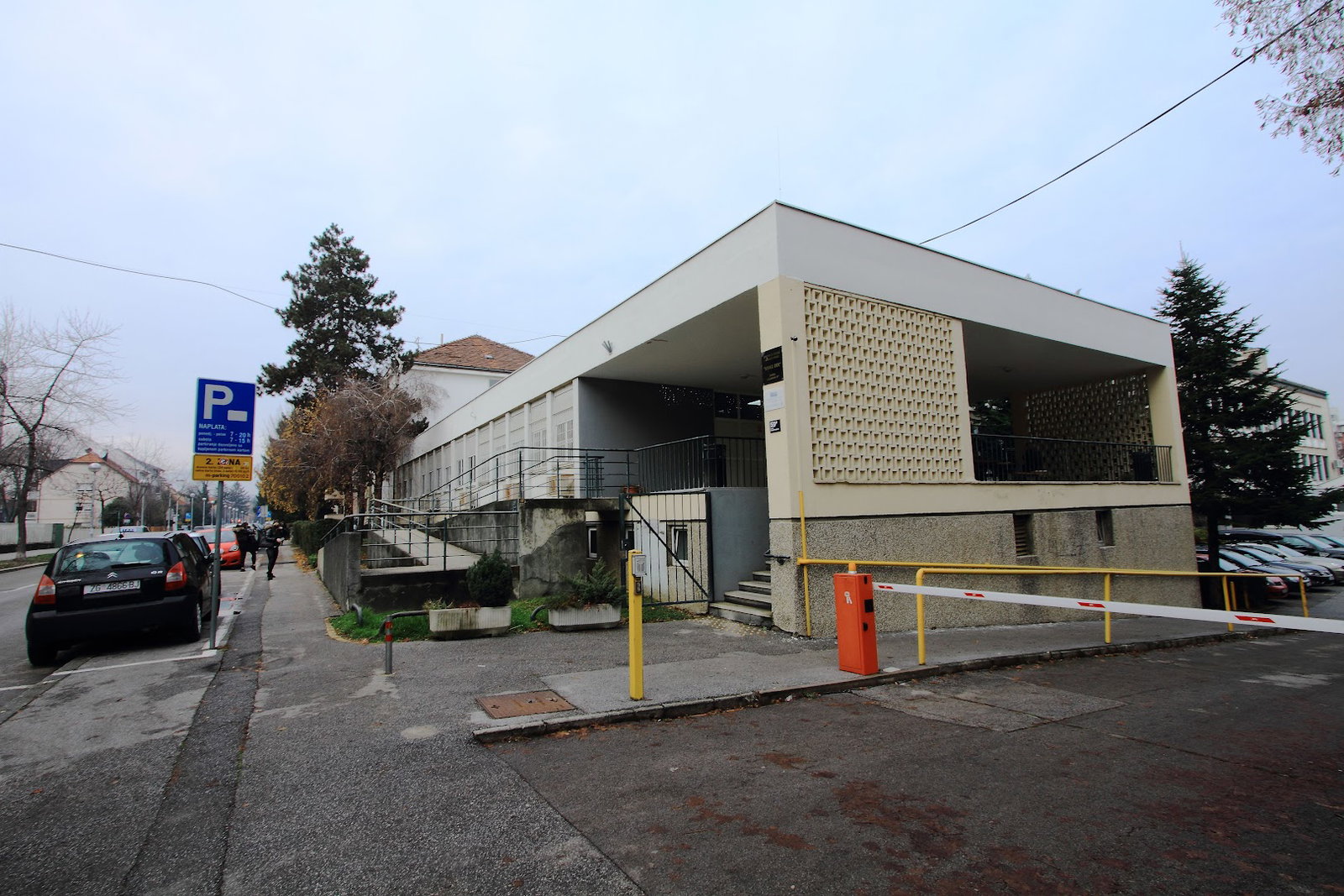 Centar za odgoj i obrazovanje "Vinko Bek"