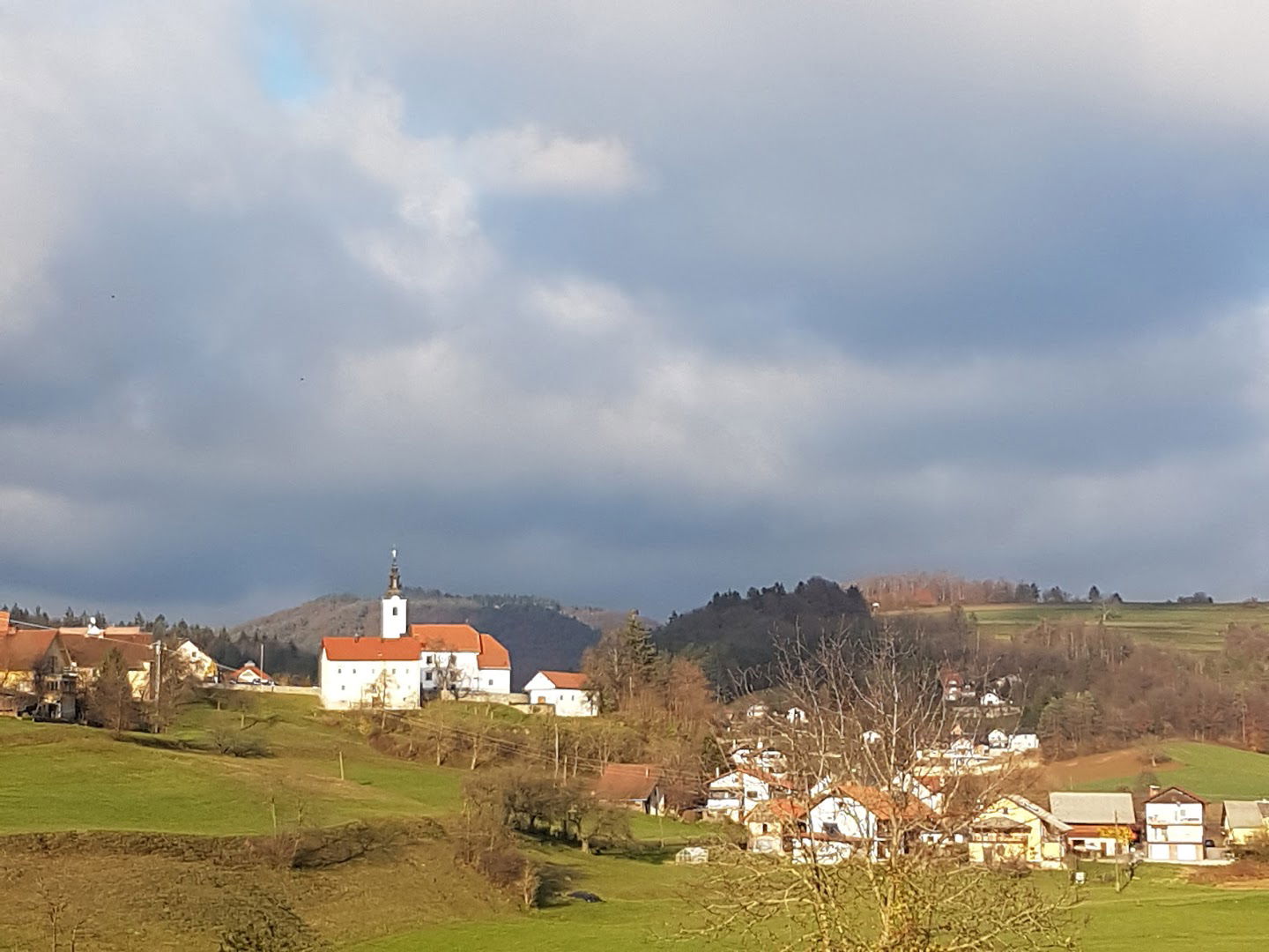 Župnija Polica