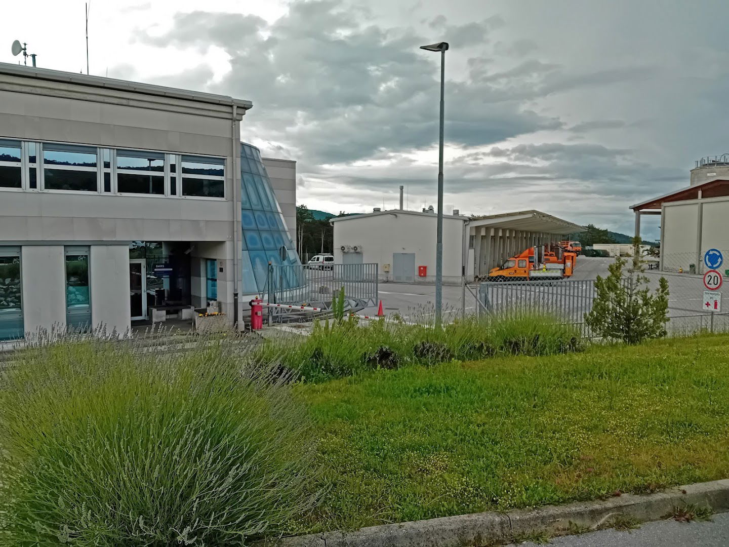 DARS, d. d., Avtocestna baza Kozina