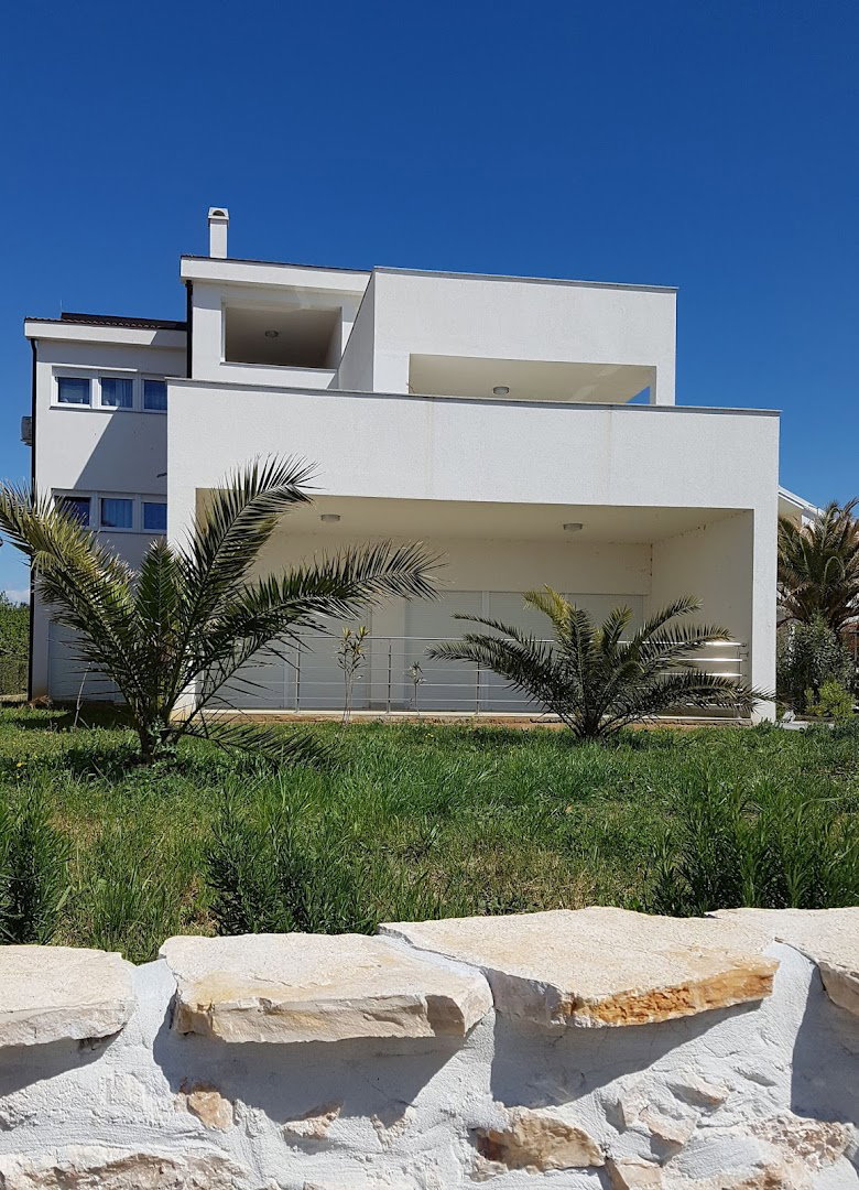 White Residence Luxury Accommodation