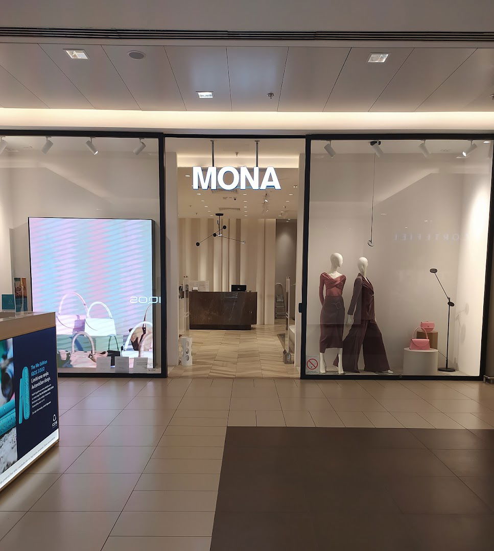 Mona Fashion - UŠĆE Shopping Center