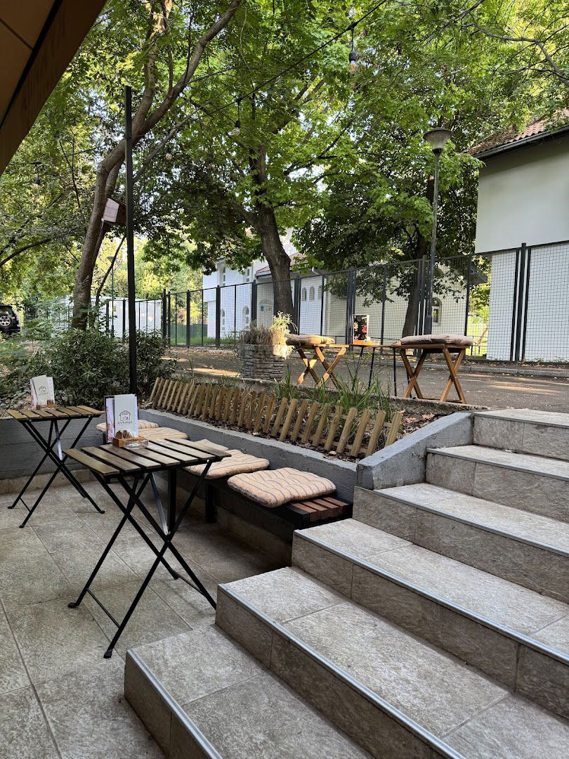 Kafeterija Kućica doo