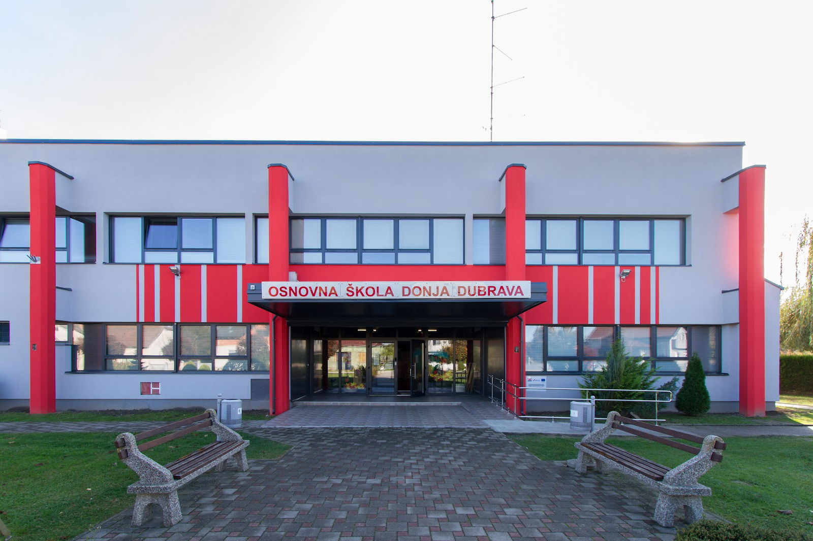 Elementary school Donja Dubrava