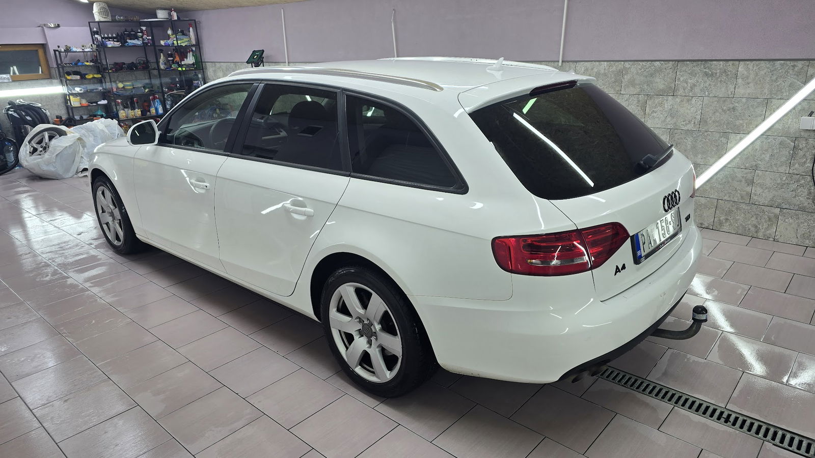 Auto Detailing Magy Dubinsko pranje, Poliranje vozila.