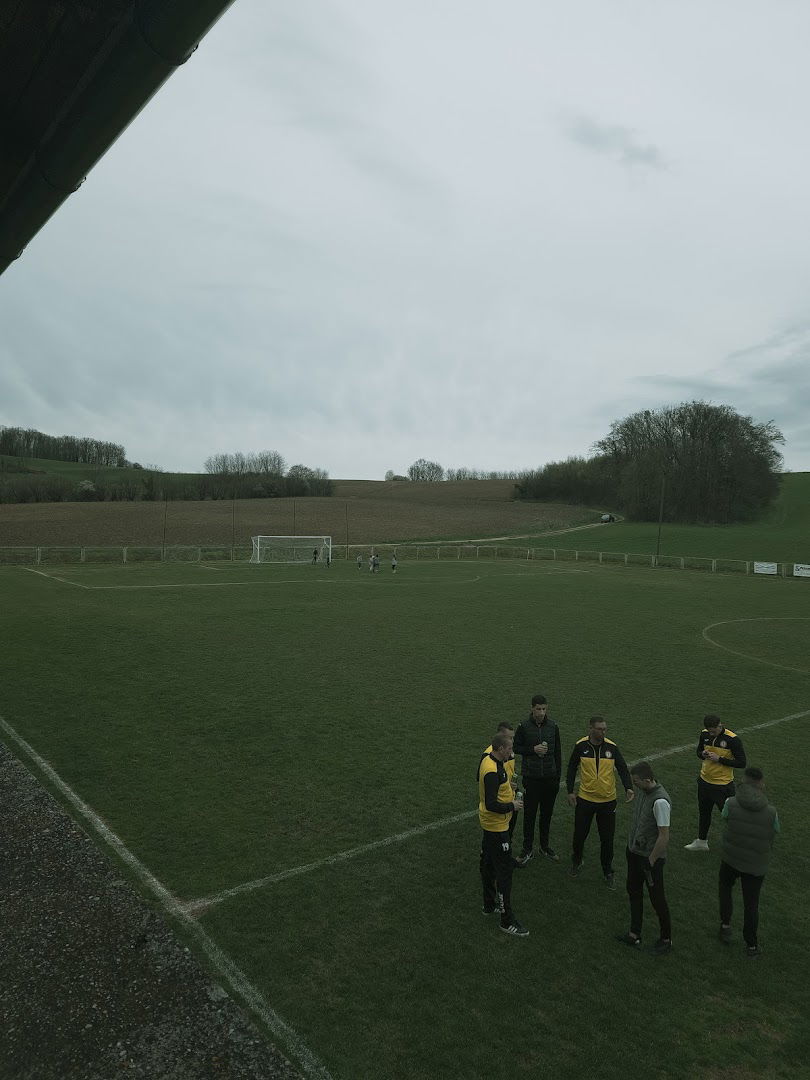 FOOTBALL CLUB OMLADINAC ĆURLOVAC