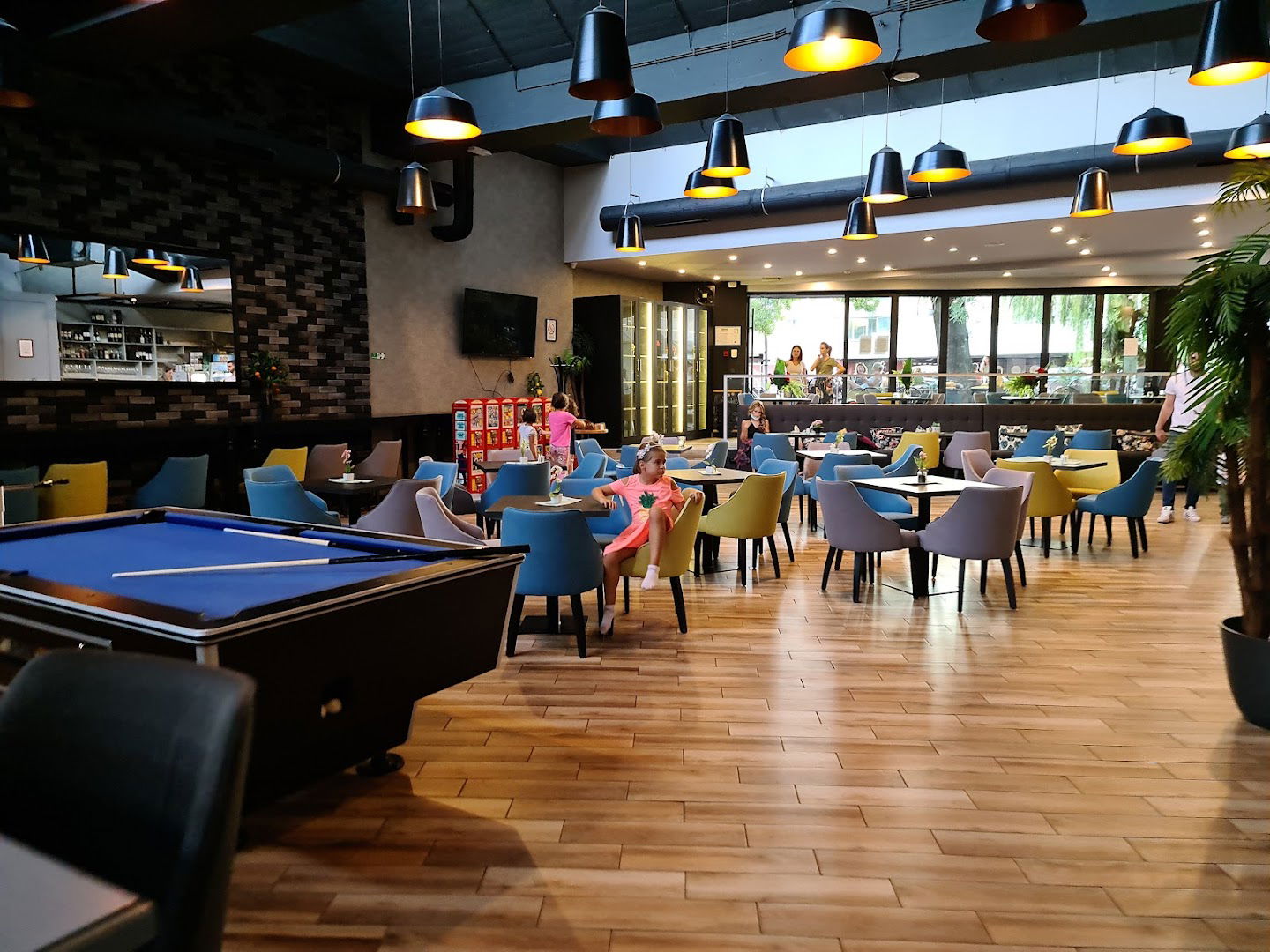 Džumbus Cafe & Playground