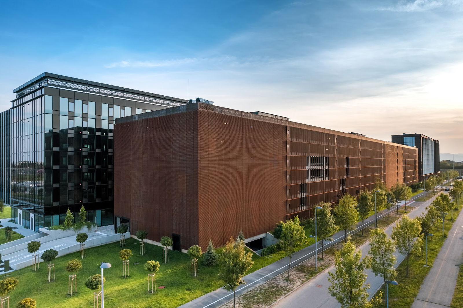 Parking garage City Island