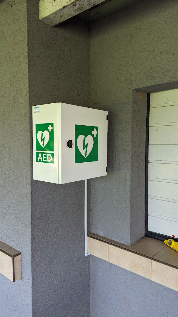 AED Avtomatski Defibrilator