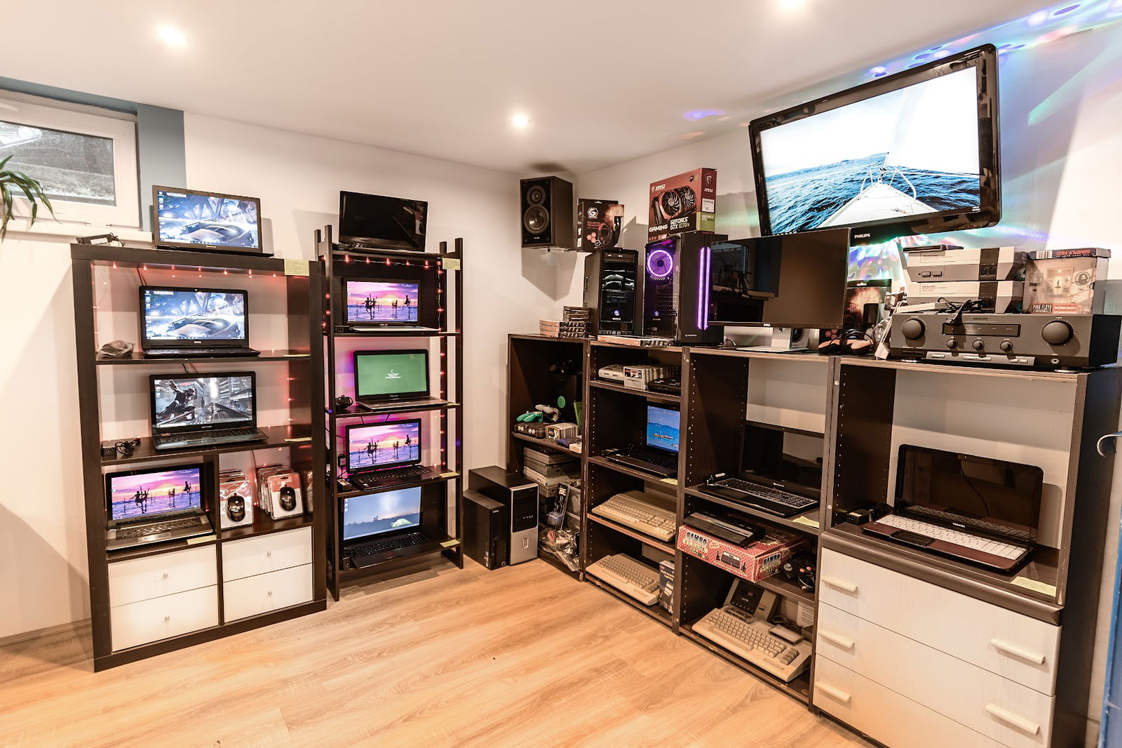 Rabljena Prijenosna i Stolna Računala