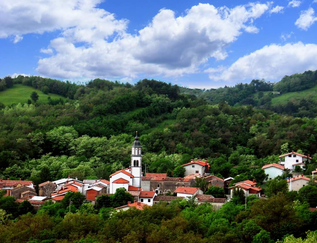 Cerkev Device Marije