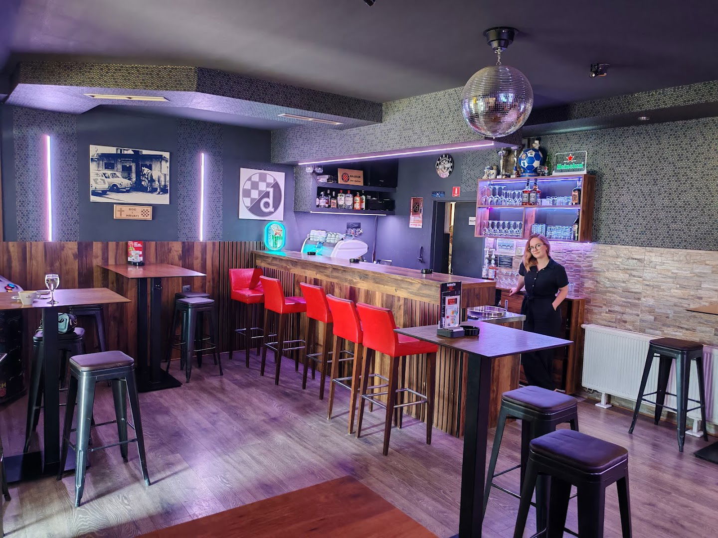 Caffe-noćni bar Best