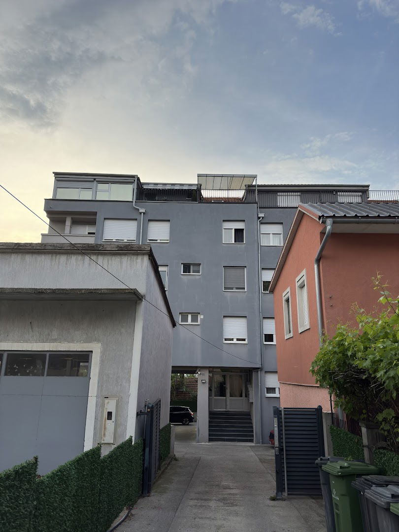 Čedomilja Mitrovića 11