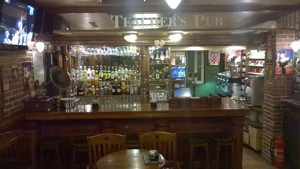 Teacher's Pub Brewery