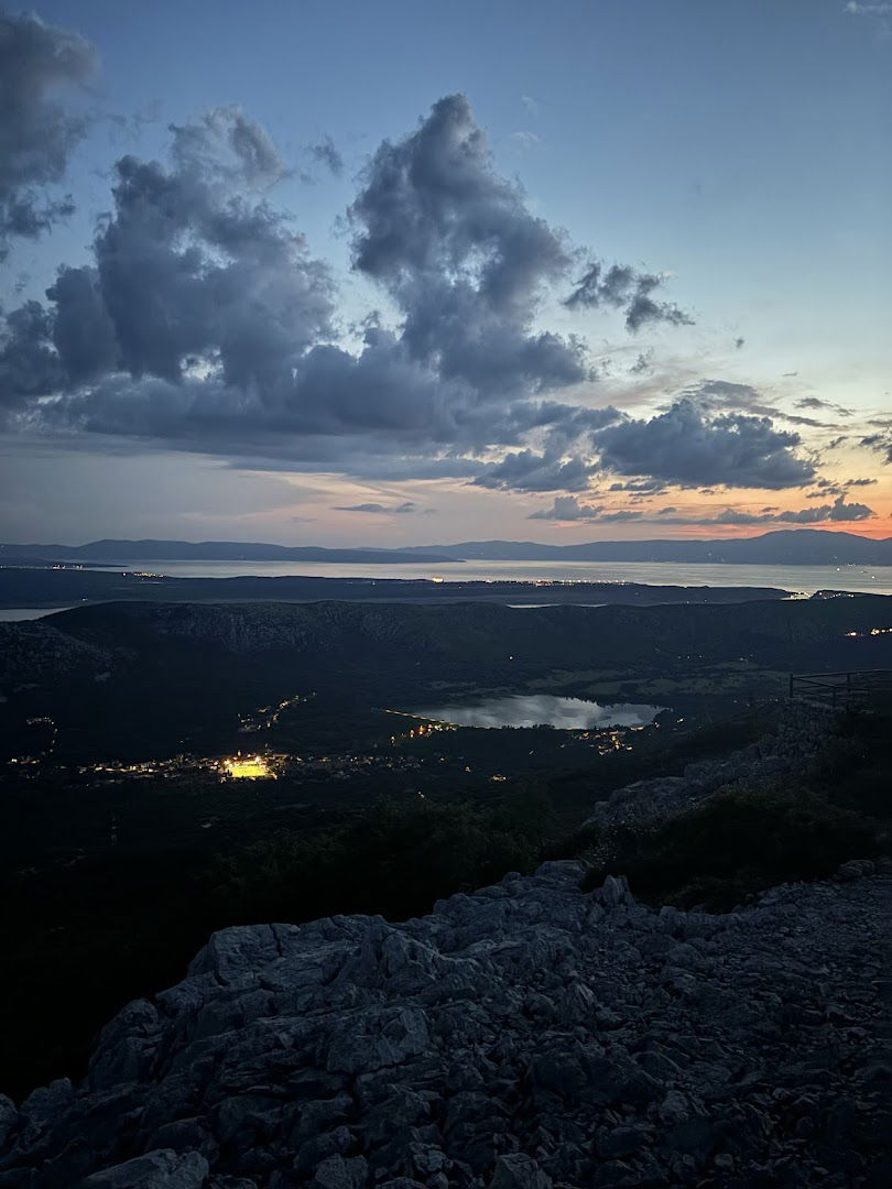 Kuk Baba - planinski vrh