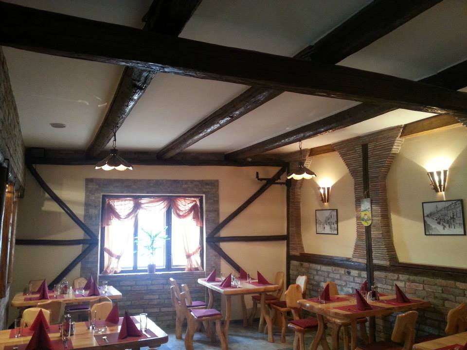 Radionica Dujakovic - Lusteri,Lampe, Kovano Gvozdje