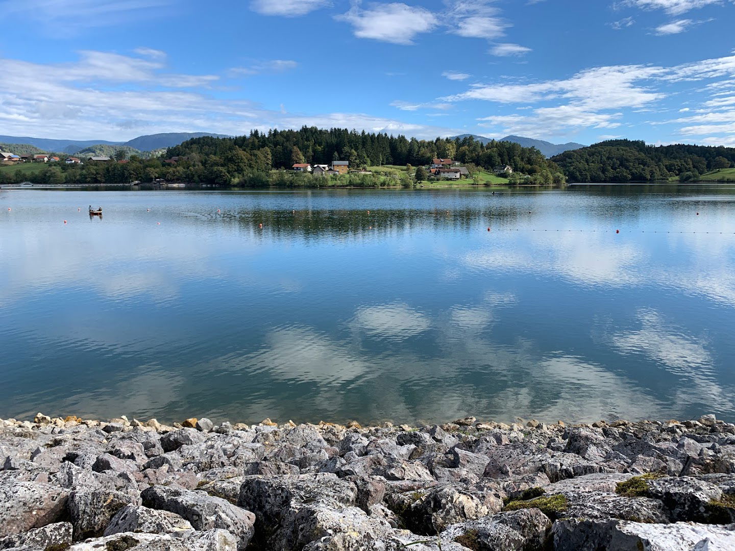 Leseni most Šmartinsko jezero