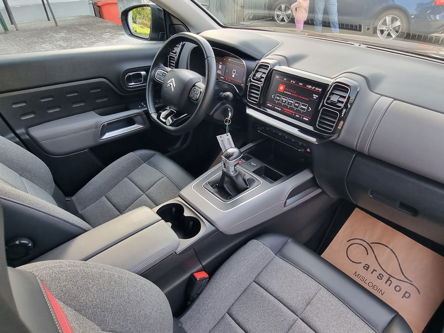 Car detailing by Dzoni