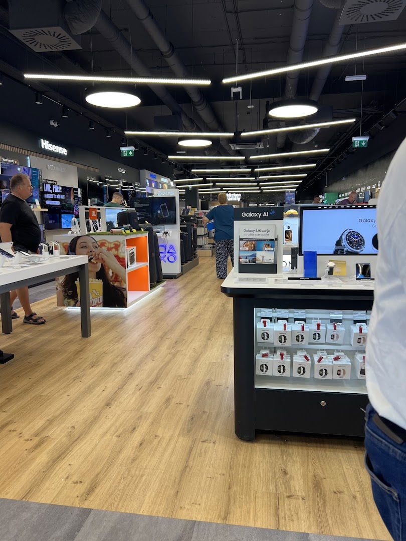 Big Bang Zagreb, CCO West