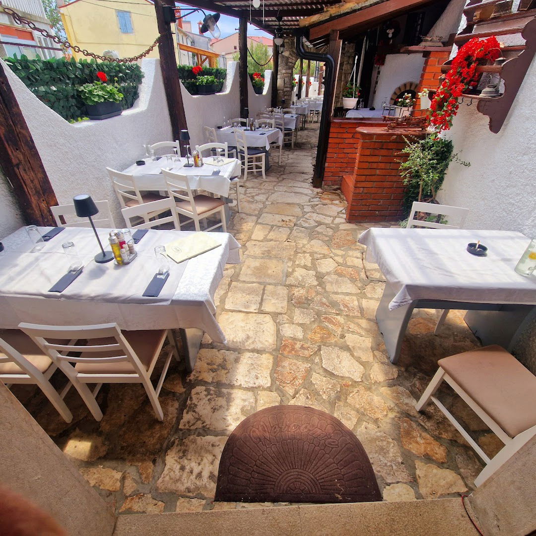 Konoba Restoran Kaminada