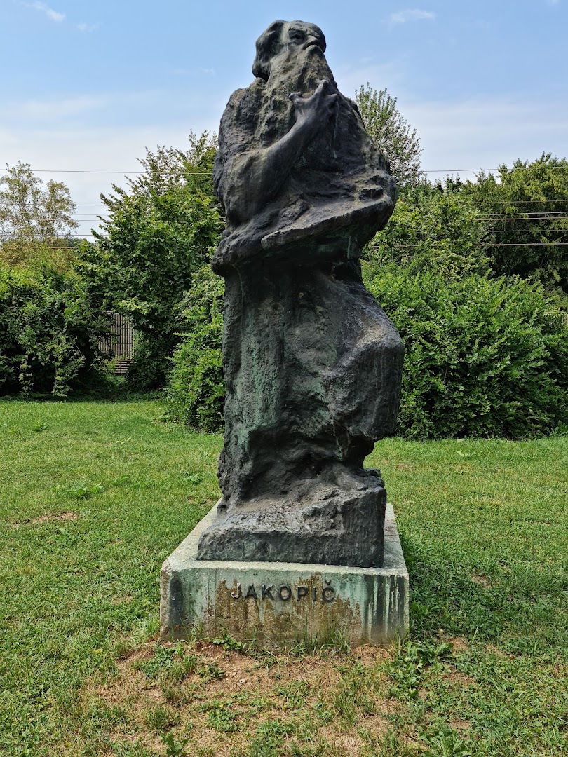 Rihard Jakopič statue