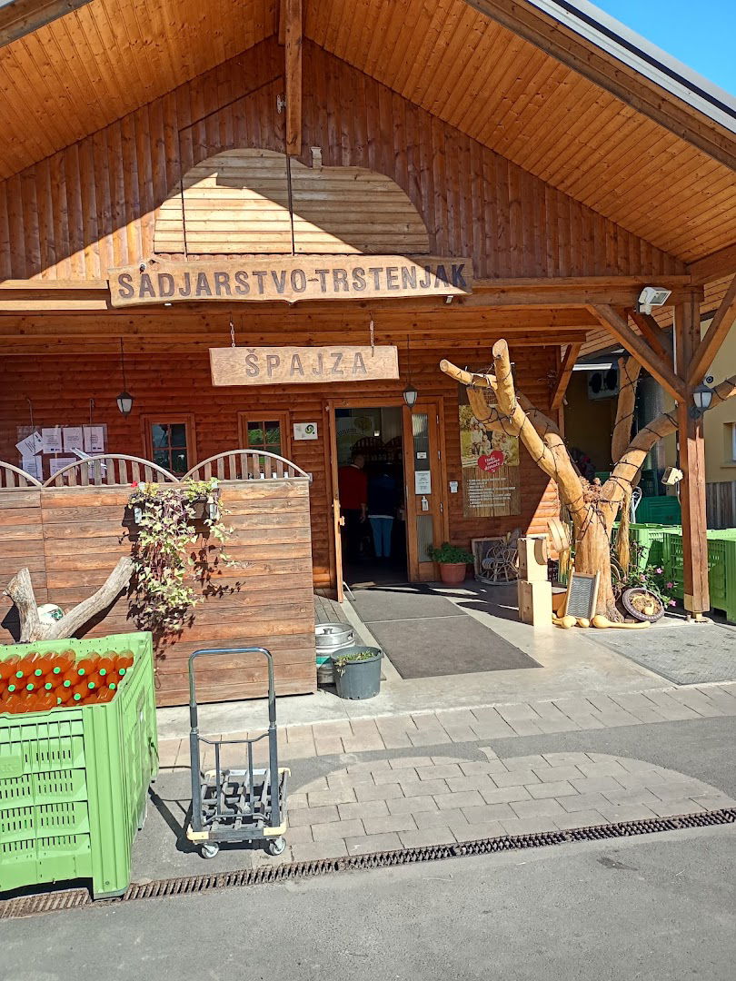 Sadjarstvo Trstenjak, prodajalna "Špajza"