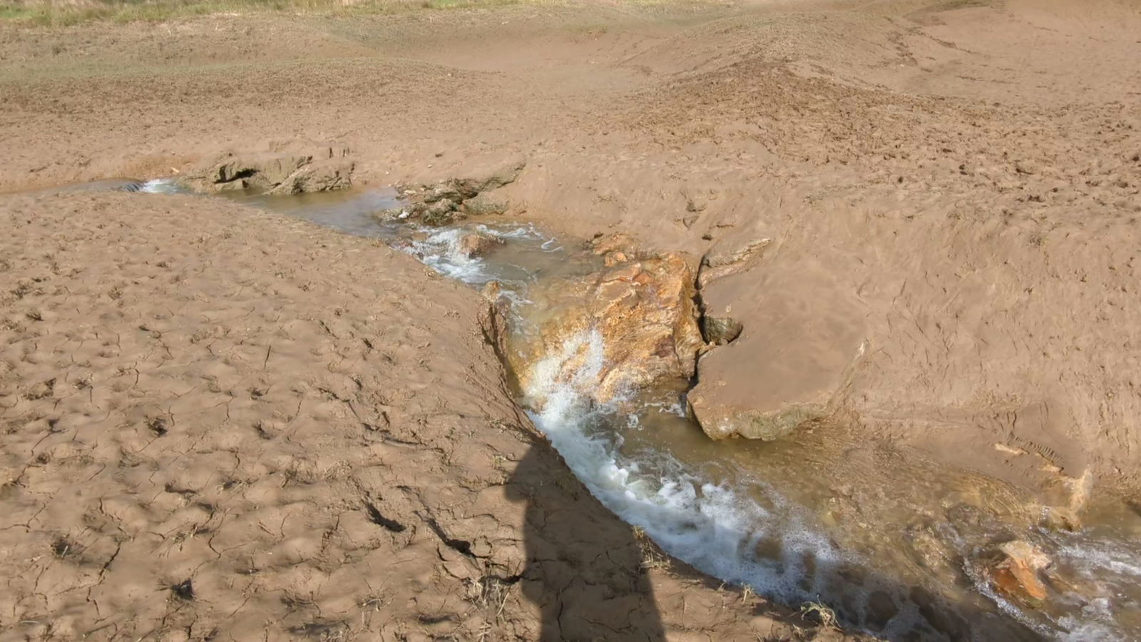 Vodonos požiralnik (swallow-hole)