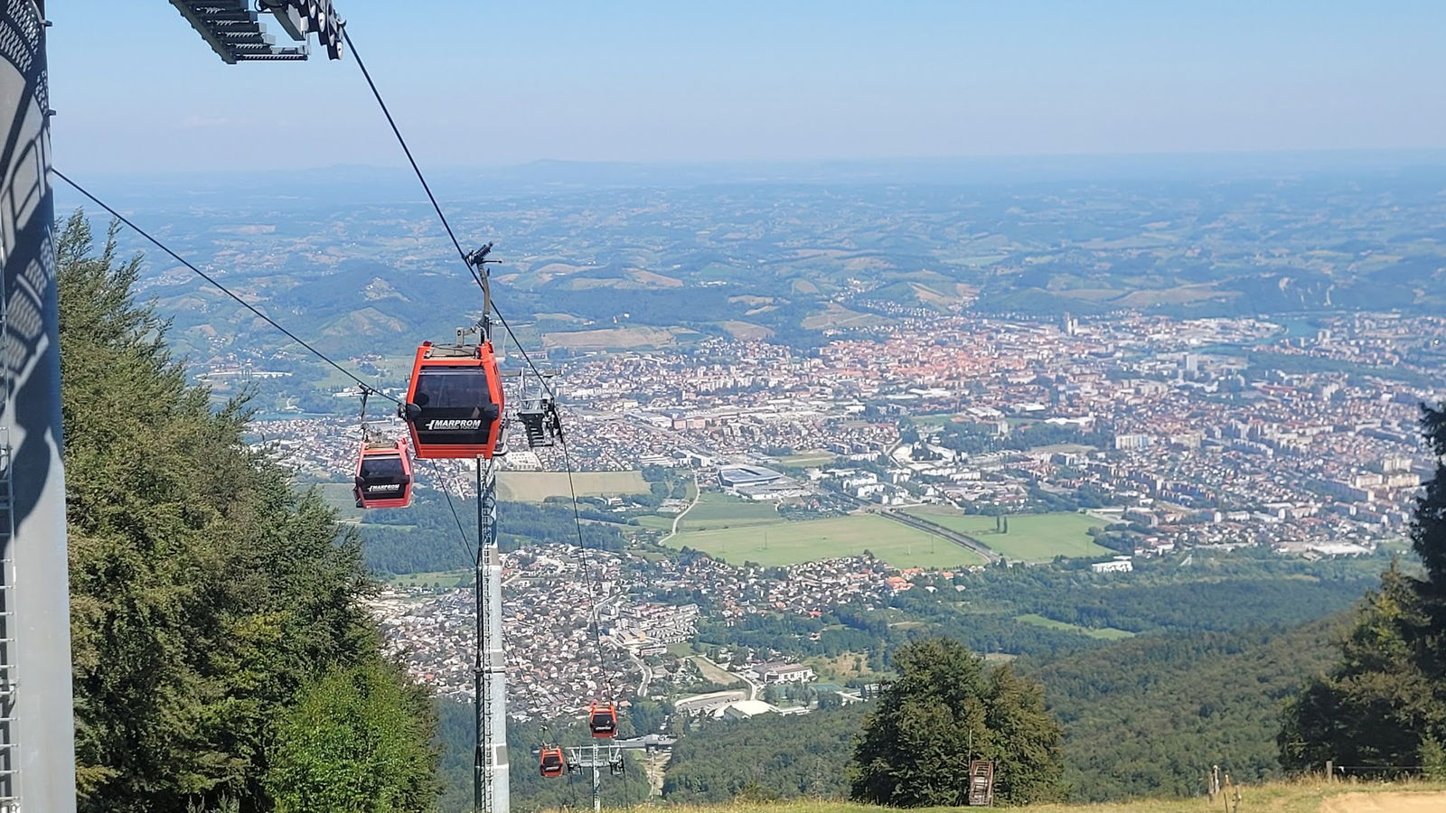 Pohorska vzpenjača - gondola, Zgornja postaja