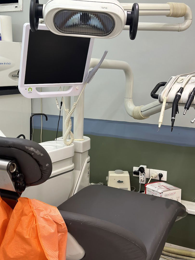 Dentist “Dr Snežana Umićević Milić”