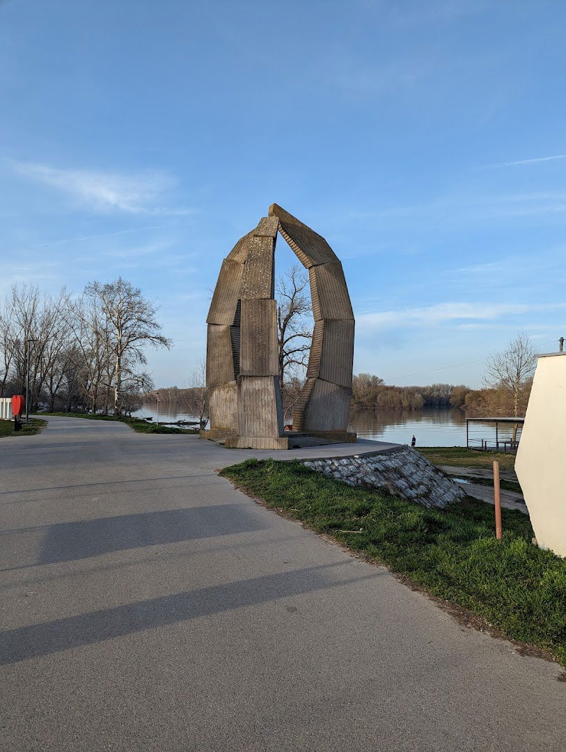 Spomenik palim borcima i žrtvama fašizma
