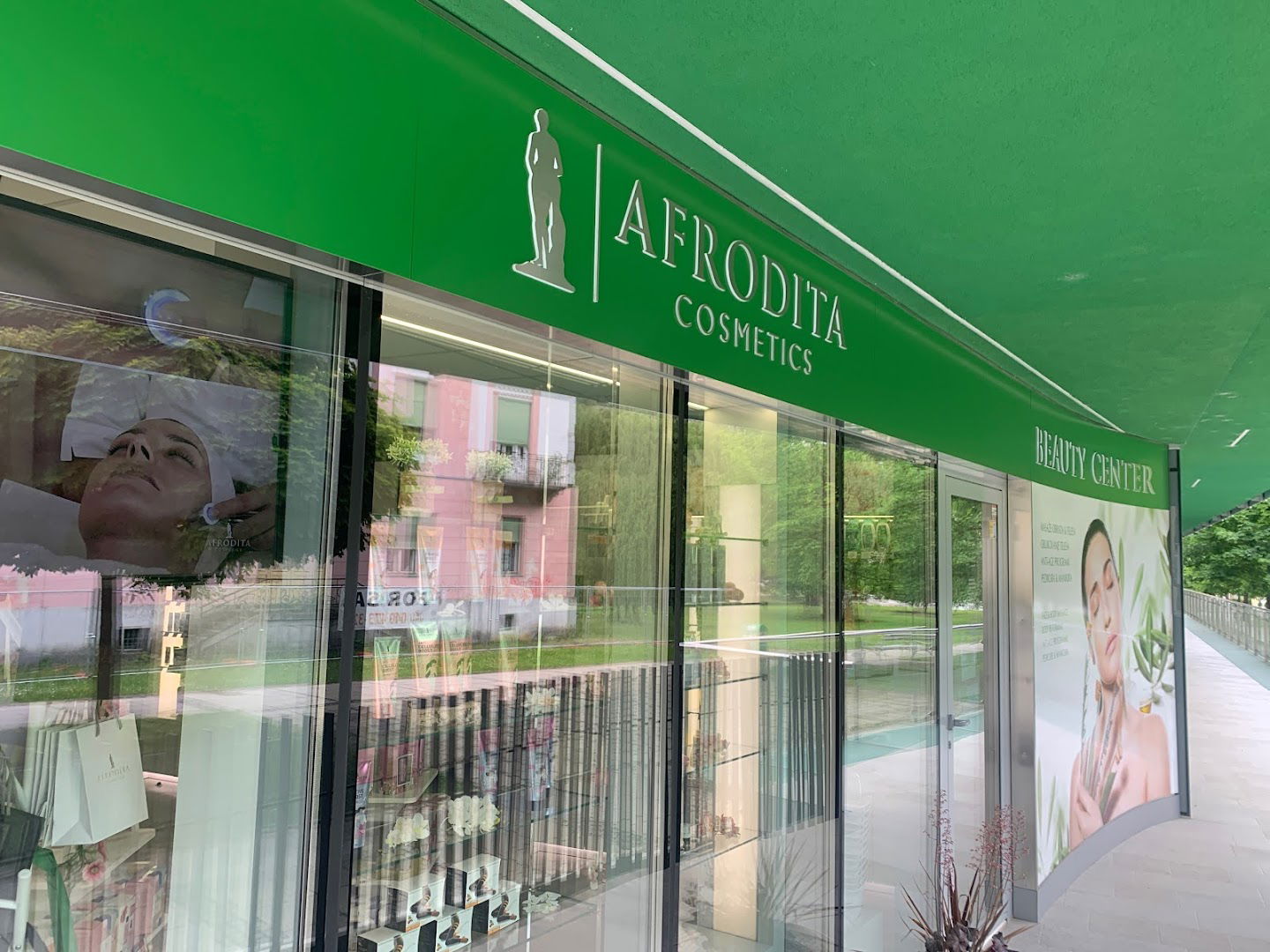 AFRODITA COSMETICS Beauty Center & Shop