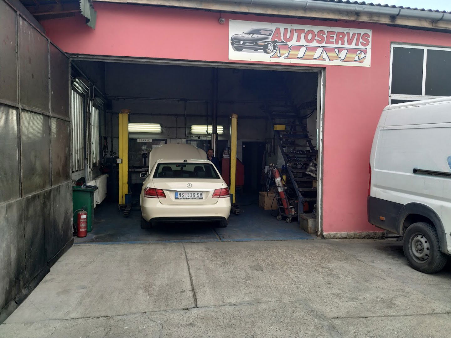Autoservis Mine