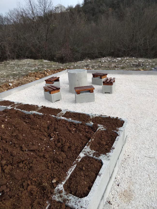 Vanjska učionica Prva osnovna škola