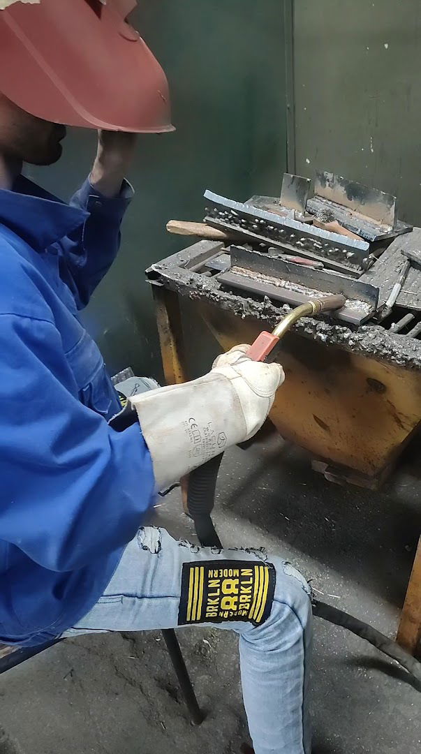 Zavod za zavarivanje i toplinsku tehnologiju