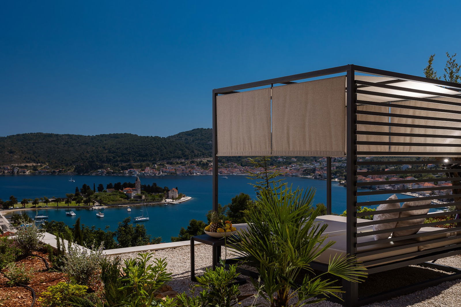 Divine View Villa Vis