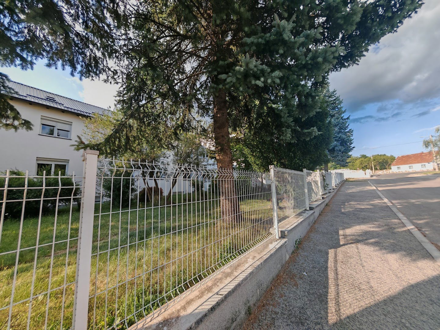 DOM ZA STARIJE I NEMOĆNE OSOBE UDBINA