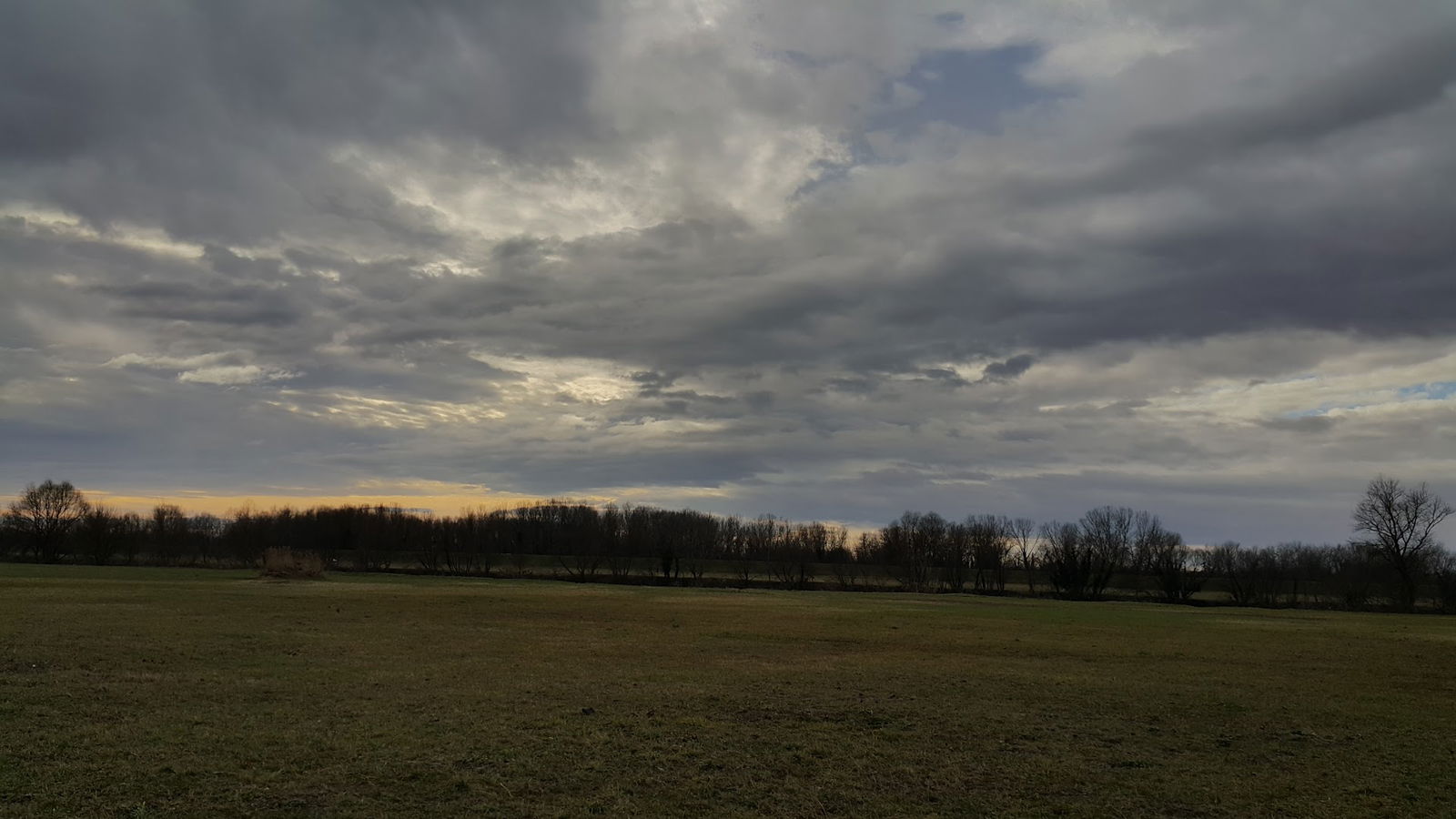 Top Ten - tennis and indoor soccer center