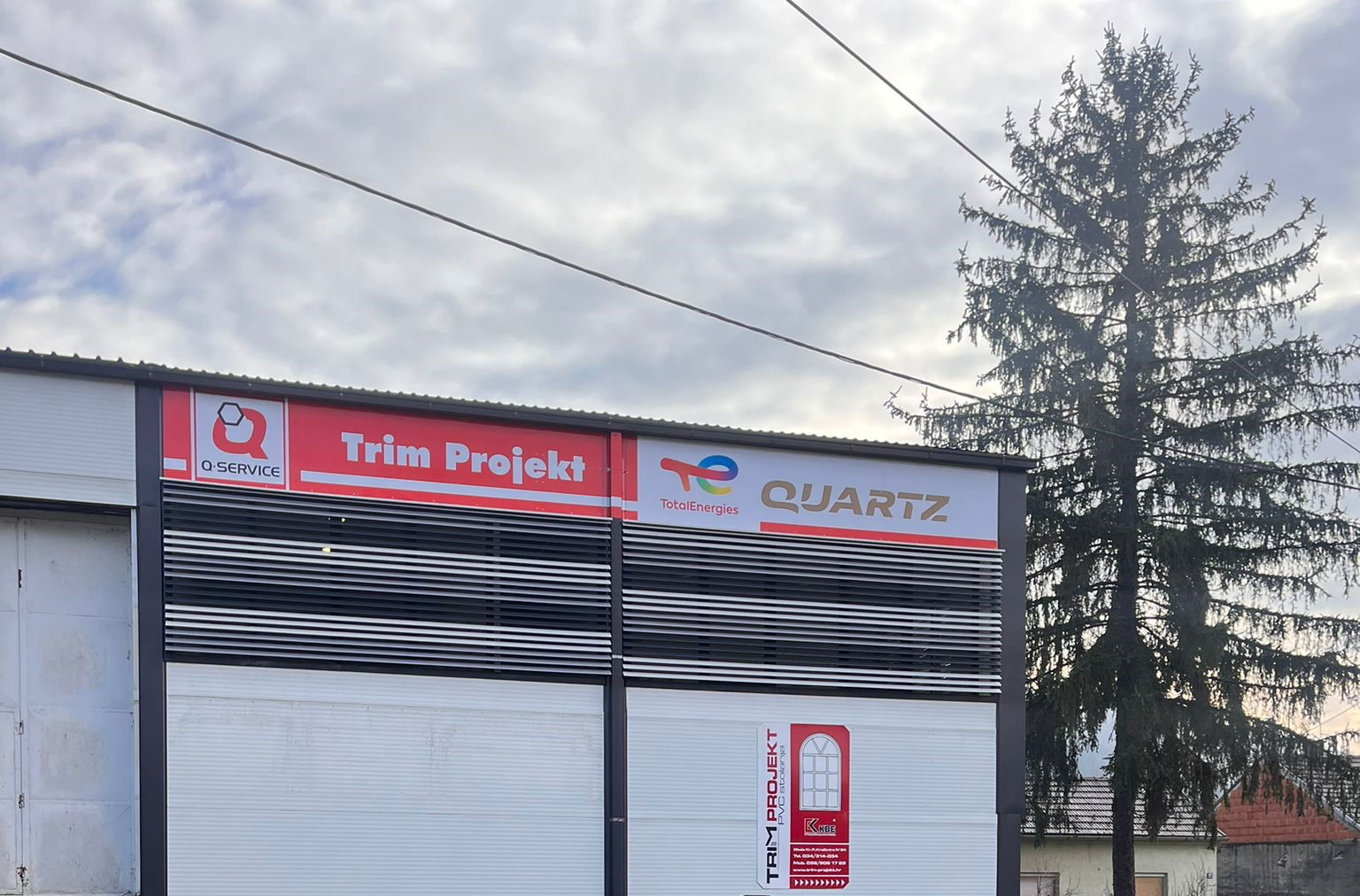 Trim project service station