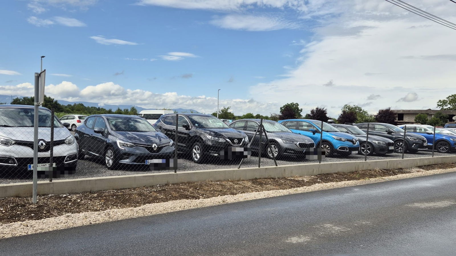 Parking Relax & Fly | parking aerodrom Zagreb