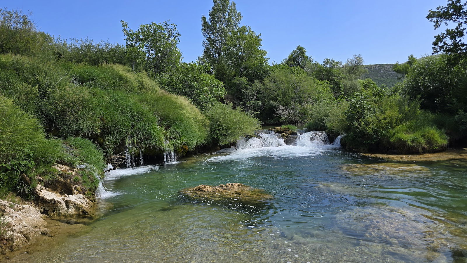 Beach/ Plaza Bilisane