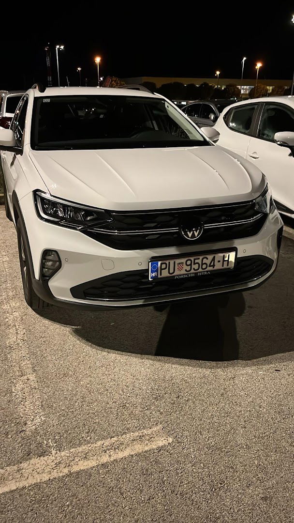 Goldcar Pula airport