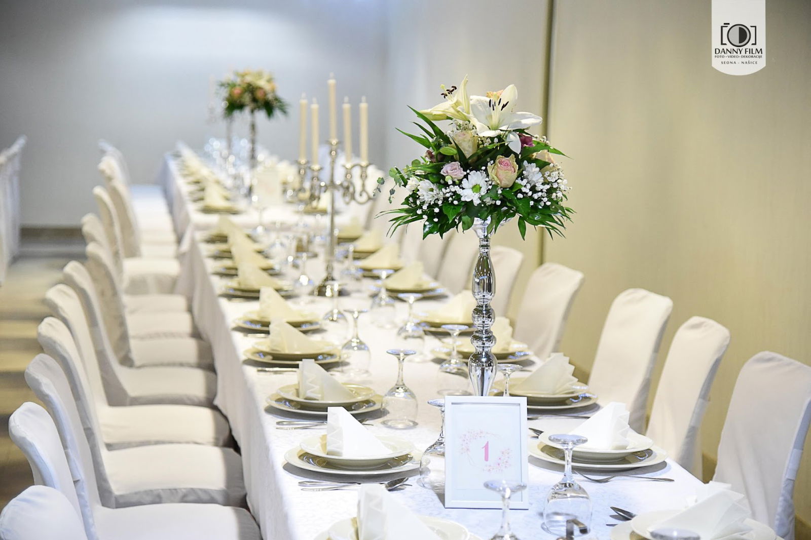 DANNY FILM foto studio i dekoracije