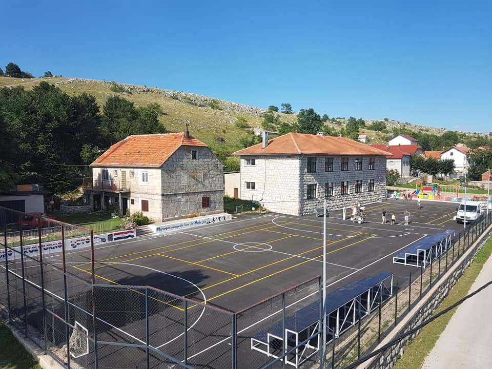 Područna škola Roško Polje